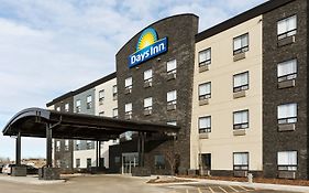 Days Inn By Wyndham Calgary North Balzac